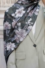 Silent Roses-Soft Şal - Görsel 8