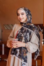 Ross Kraşli Şal-Sarmaşık Güller