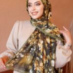 Ross Kraşli Şal-Sarmaşık Güller