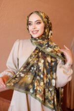 Ross Kraşli Şal-Sarmaşık Güller