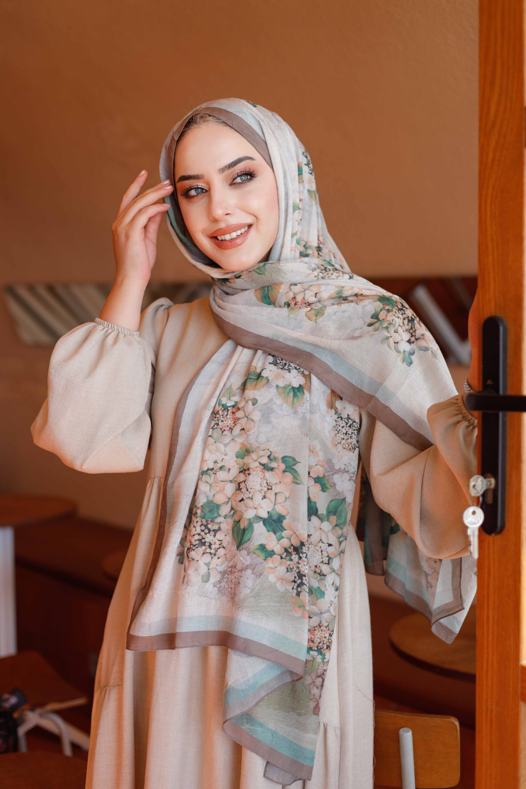 IMG_5109 Ross Kraşli Şal-Flowers Desen - Görsel 1