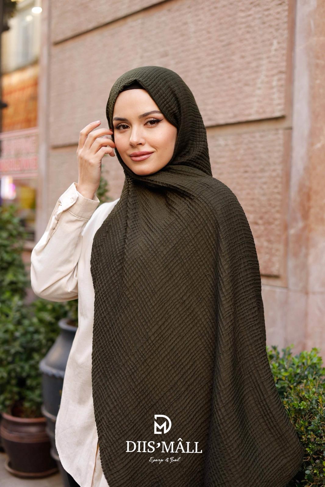 WhatsApp Image 2026-01-28 at 10.14.54 (5) Gofret Desen Müslin Şal - Haki Yeşil - Görsel 1