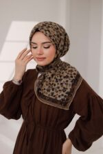 Flora Desen Soft Eşarp - Toprak - Görsel 4